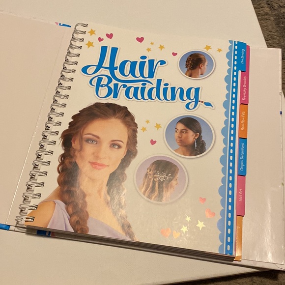 Craft book - Picture 3 of 8